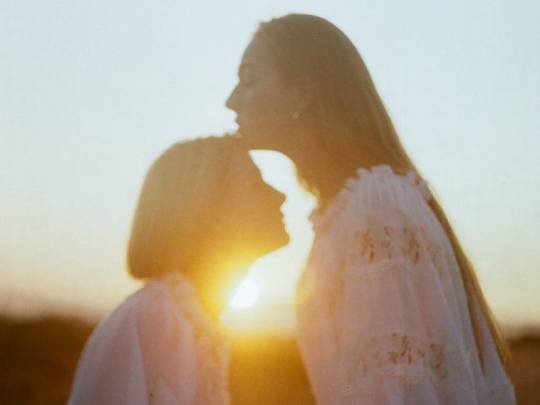 glamourescorts sex to kalokairi perissotero kai kalitero